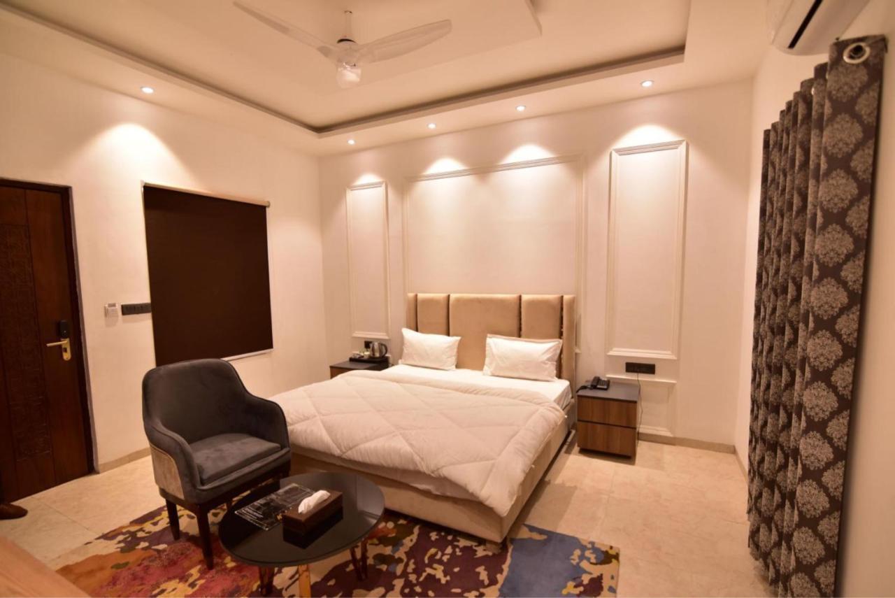 Kamay The Kohinoor Palace - A Heritage Hotel Faizābād Extérieur photo