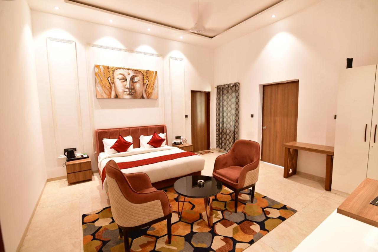 Kamay The Kohinoor Palace - A Heritage Hotel Faizābād Extérieur photo