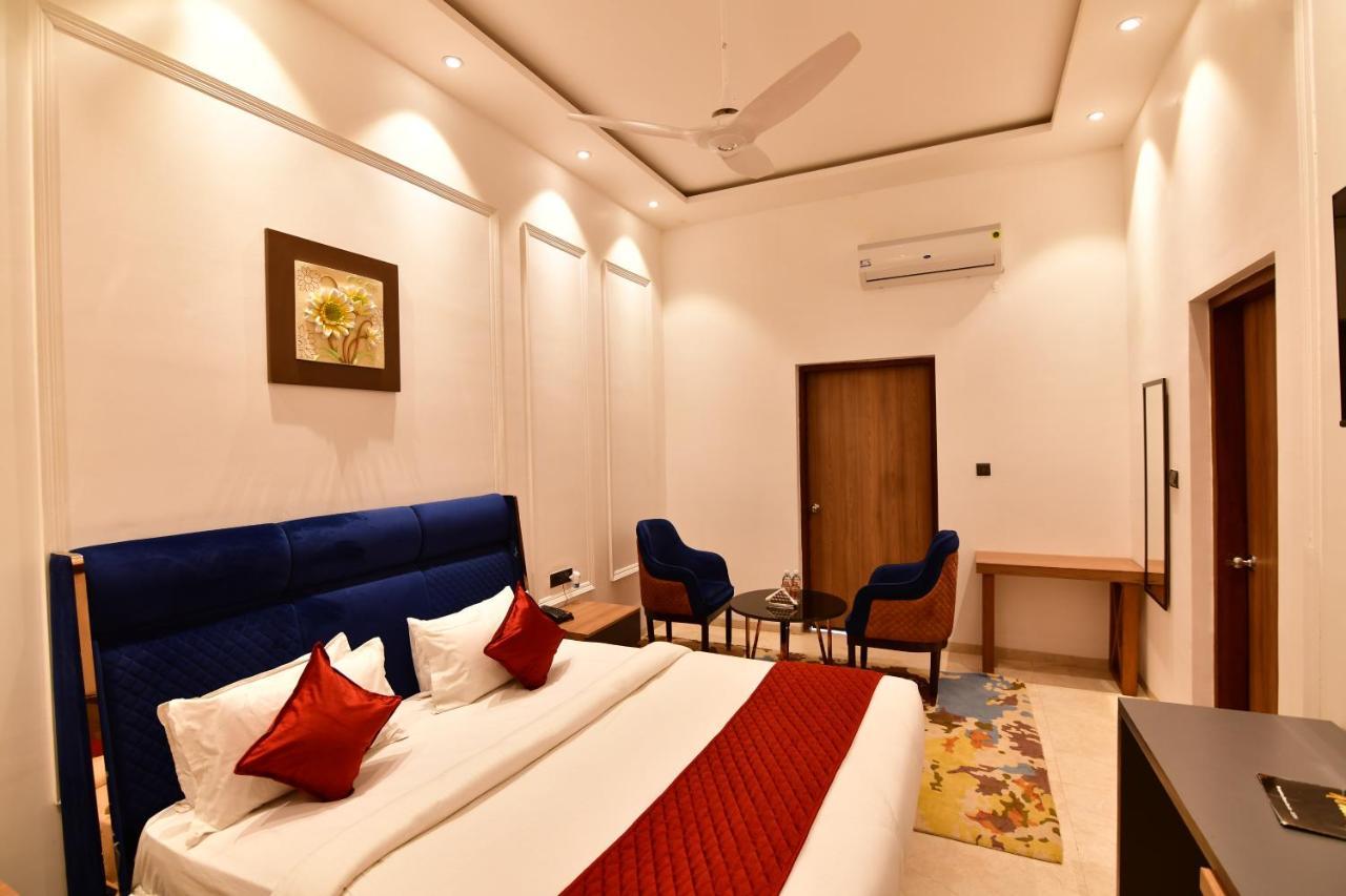 Kamay The Kohinoor Palace - A Heritage Hotel Faizābād Extérieur photo